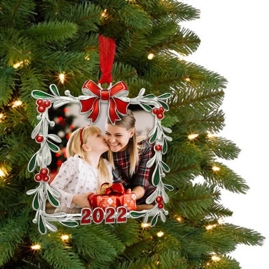 Frames * | Best Deal Mistletoe 2022 Square Ornament Frame By Studio Decor By Studio Decor